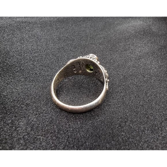 Vintage 925 Sterling Silver Green Peridot Ring Made in Indonesia - Picture 5 of 5